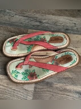Comfort leather Floral Coral Flip Flops by Browns Landing